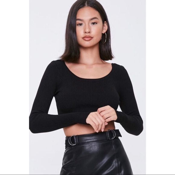Forever 21 Long Sleeve Front Tie Crop Top - Picture 5 of 10